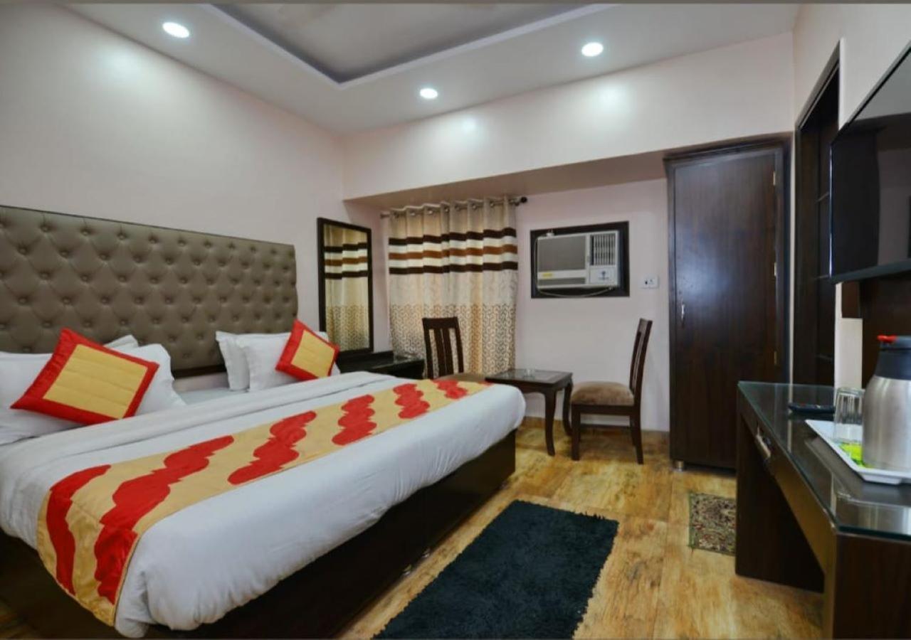 Hotel Green Snapper'100 M From Delhi University Near Isbt Kashmiri Gate Нью-Дели Экстерьер фото