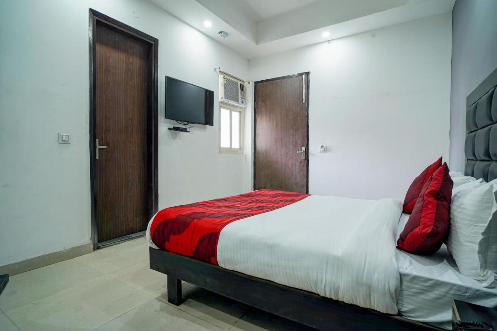 Hotel Green Snapper'100 M From Delhi University Near Isbt Kashmiri Gate Нью-Дели Экстерьер фото